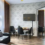 Aparthotel New Lux