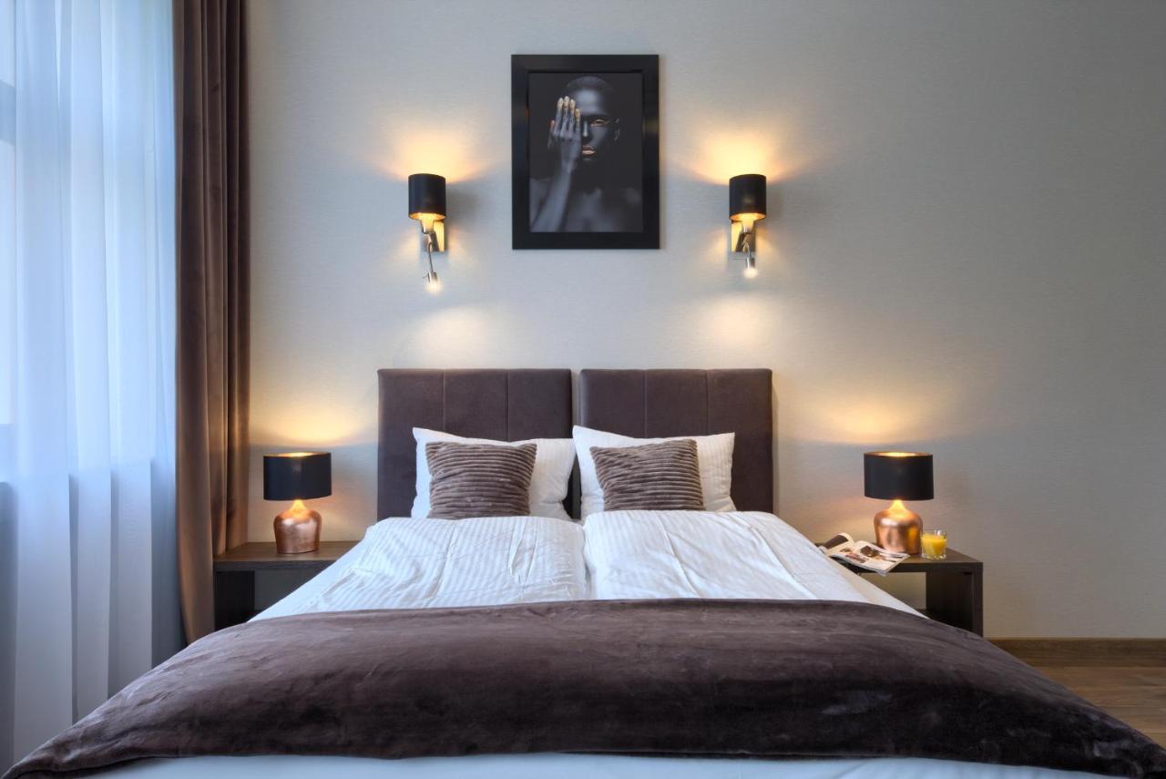 New Lux Aparthotel 4*